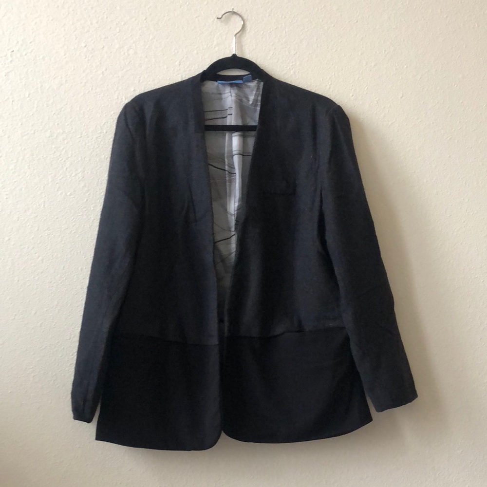 Simply Ver Wang black blazer
